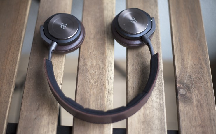 Bang-&-Olufsen-BeoPlay-H8-8 recenzija test (5).jpg